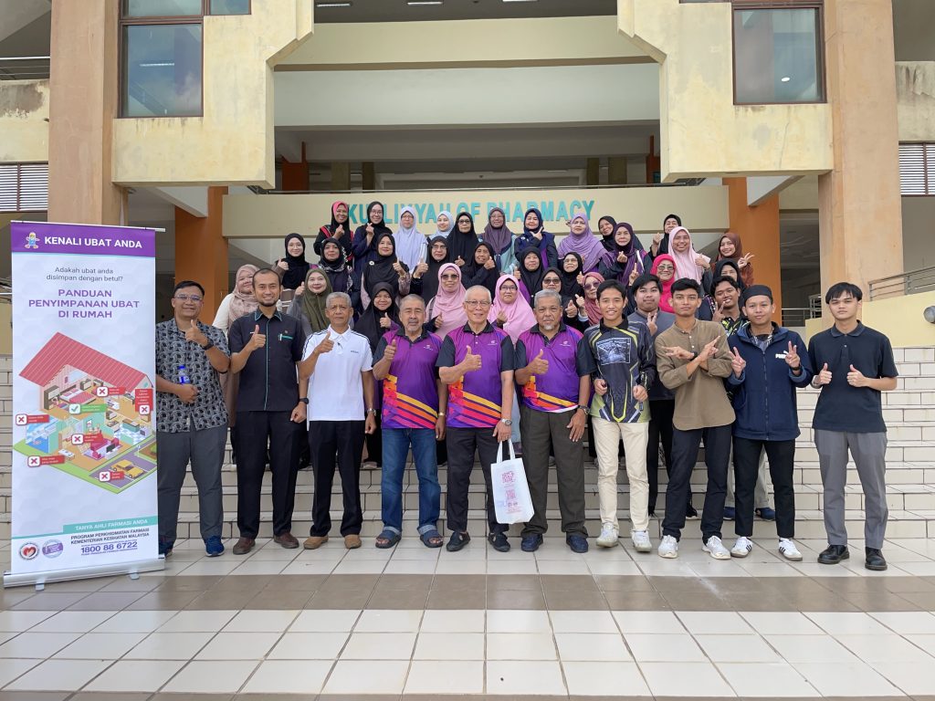 Peserta program HeartCare Hub 1 bersama ajk pelaksana